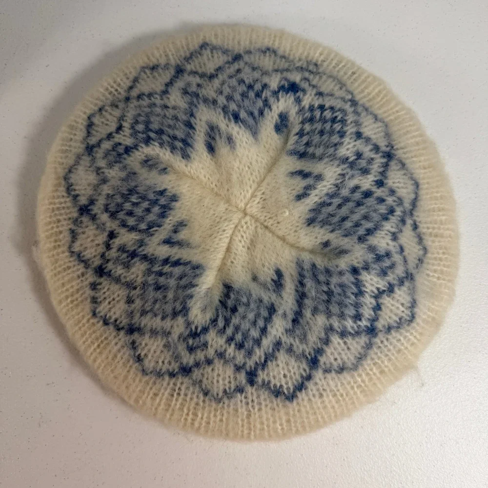 VTG‎ Symphony Scarfs French Beret Hat Knit Wool Blend Fuzzy Fair Isle Pattern